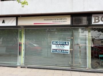 Local comercial · 50m² · 1 Ambiente · Local Excelente Ubicacion Felix Frias 100