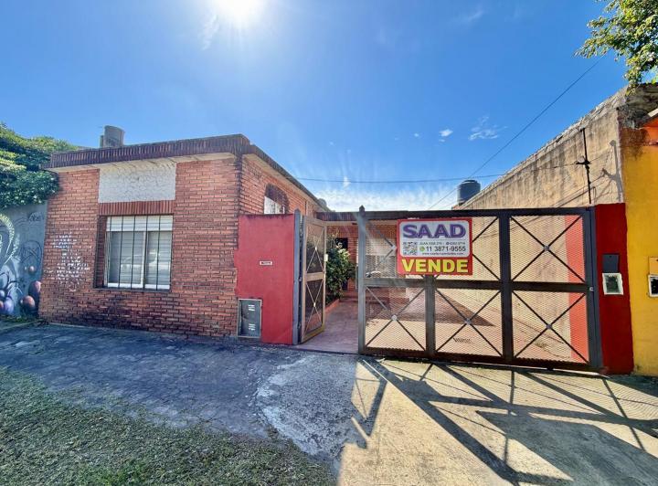 Casa · 65m² · 3 Ambientes · 1 Cochera