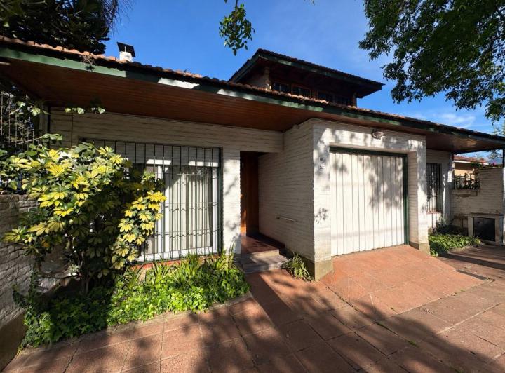 Casa · 155m² · 3 Ambientes · 1 Cochera