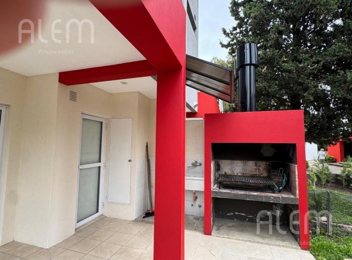 Departamento · 203m² · 4 Ambientes · 6 Cocheras