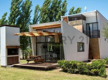 Casa · 66m² · 3 Ambientes · 1 Cochera · Venta de Excelente Cabaña en Complejo Villa Oliva - San Rafael - Mendoza (Equili