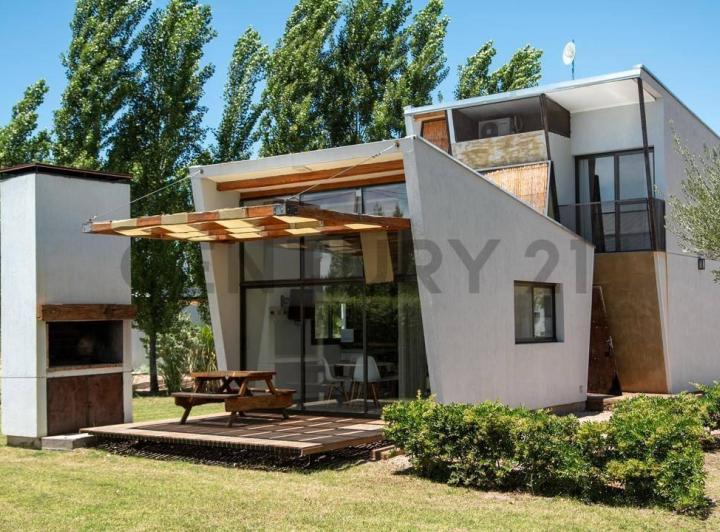 Casa · 66m² · 3 Ambientes · 1 Cochera