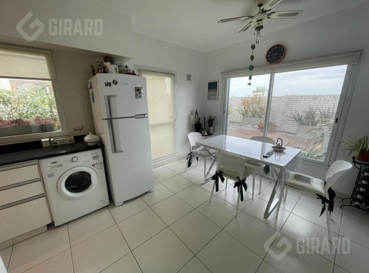 Departamento · 140m² · 4 Ambientes · 1 Cochera