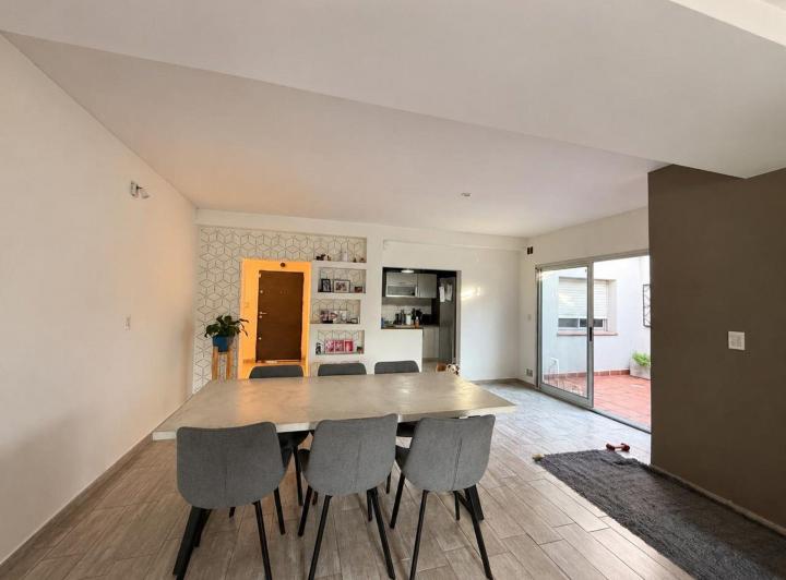 Casa · 150m² · 6 Ambientes · 1 Cochera
