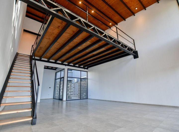 Local comercial · 128m² · 1 Cochera