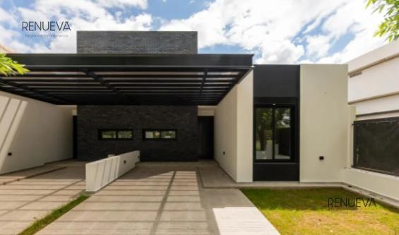 Casa · 127m² · 5 Ambientes · 1 Cochera
