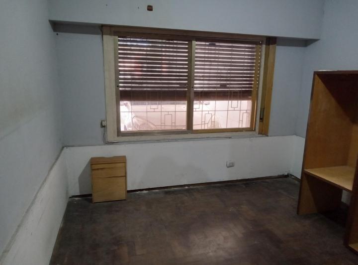 Casa · 220m² · 5 Ambientes · 1 Cochera