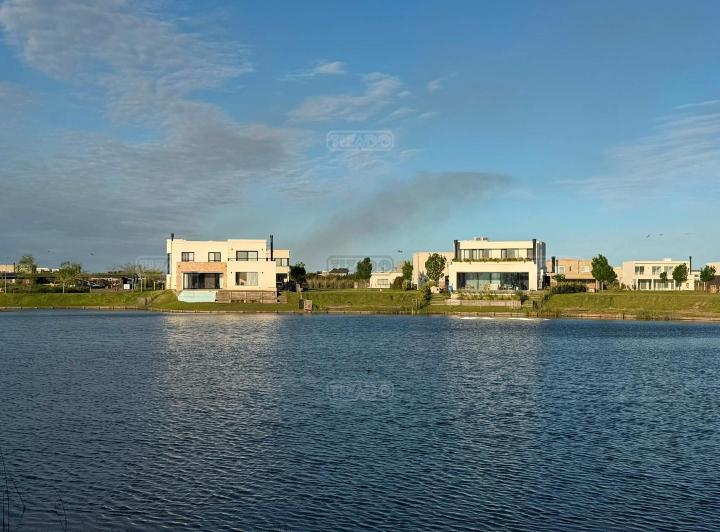 Terreno · 752m²