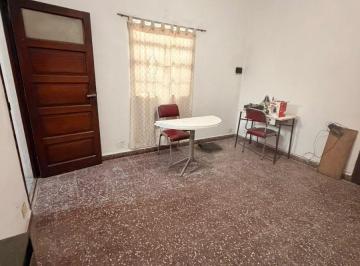PH de 3 ambientes, Avellaneda · PH de 70 m² con 2 Dorm. en Alquiler en Villa Dominico