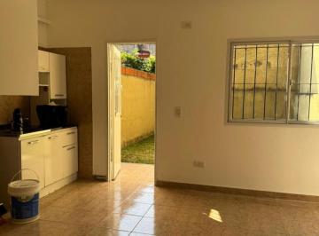 PH · 28m² · 1 Ambiente · PH Monoambiente con Gran Parque en Munro