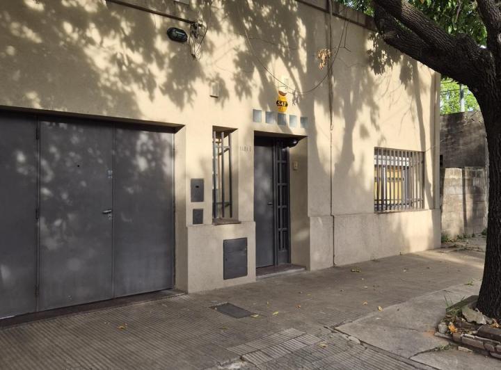 Casa · 130m² · 7 Ambientes · 1 Cochera