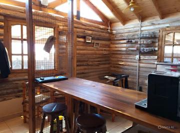 Casa · 120m² · 5 Ambientes · 2 Cocheras · Venta Cabaña de Tronco Autosustentable Uspallata