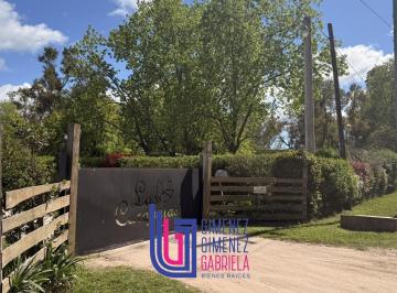 Casa · 373m² · 5 Ambientes · 4 Cocheras · Casa con Galpon en Venta Villa Garibaldi Barrio Las Carquejas