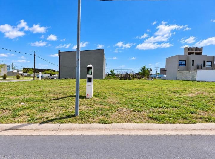 Terreno · 250m²