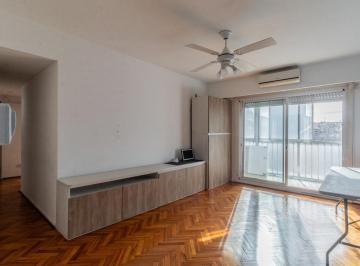 Departamento · 65m² · 3 Ambientes · Departamento 3 Ambientes en Balvanera, Balcón y Luminoso