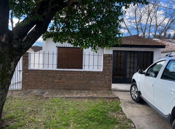 Casa · 284m² · 4 Ambientes · 1 Cochera