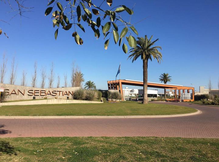 Terreno · 639m²