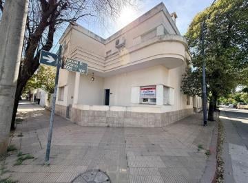 Casa · 230m² · 6 Ambientes · 1 Cochera · Casa en Rcasa en Venta en Rogelio Martínez – 4 Dorm., Escritorio, Garage y Patioogelio Martine