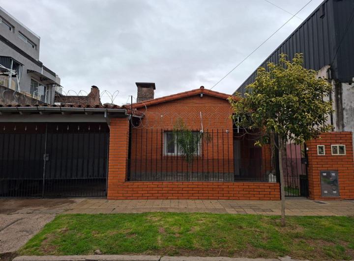 Casa · 138m² · 3 Ambientes · 1 Cochera