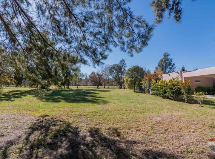 Terreno · 1325m²