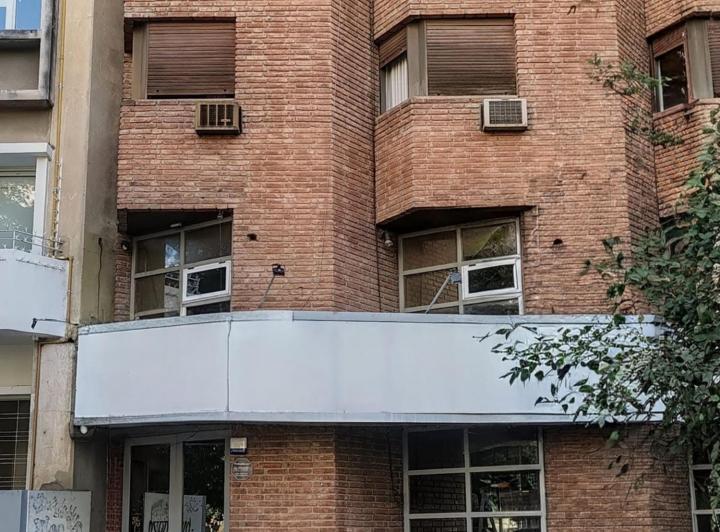 Local comercial · 366m²