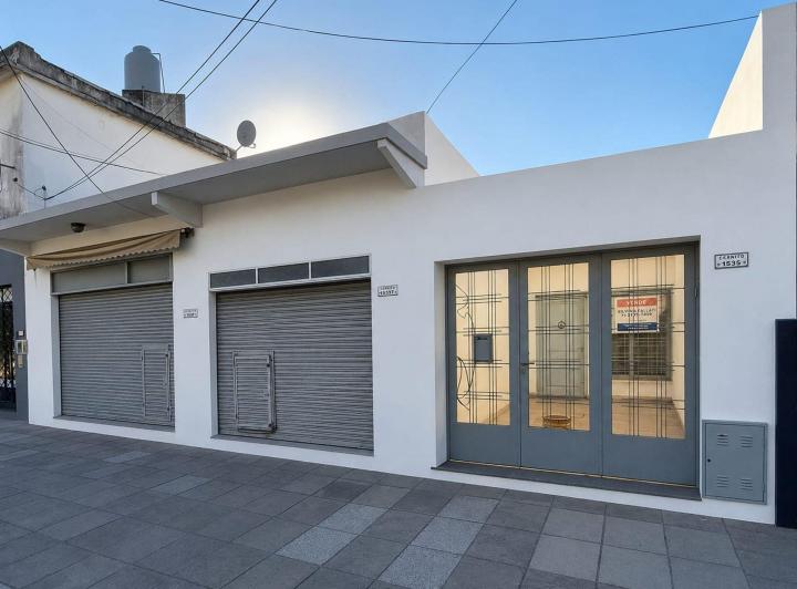 Casa · 107m² · 2 Ambientes · 1 Cochera
