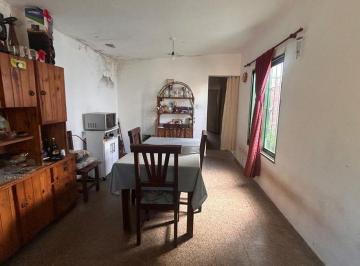 Casa · 93m² · 5 Ambientes · 1 Cochera · Venta Casa 3 Dorm en Residencial Velez Sarsfield