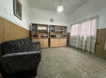 Casa · 180m² · 3 Ambientes · Local C/ Vivienda + Depto 3 Amb P. Alta + Dpto 3 Amb