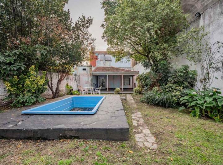 Casa · 100m² · 4 Ambientes · 1 Cochera