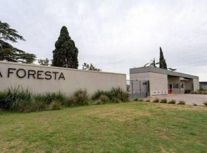 Terreno · 681m²