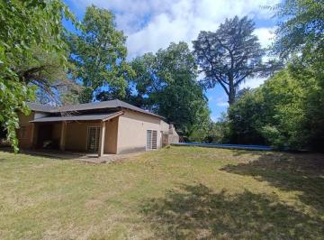Quinta vacacional · 140m² · 2 Dormitorios · Venta Casa Quinta 3 Amb Paso del Rey Moreno