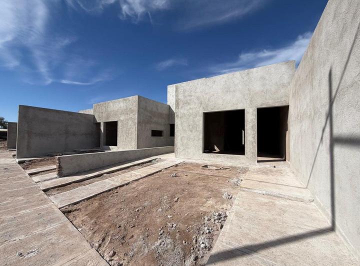 Casa · 85m² · 4 Ambientes · 1 Cochera