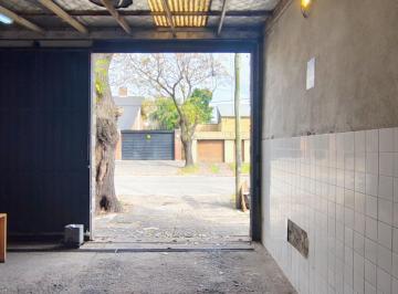Bodega-Galpón , Quilmes · Galpon Deposito Oficinas con Vestuarios Cocheras Salida a Dos Calles Quilmes Oes