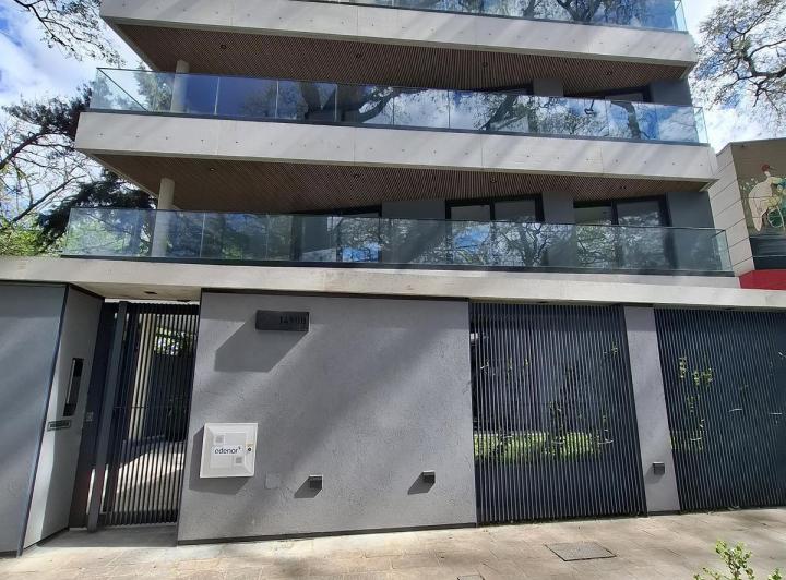 Departamento · 93m² · 4 Ambientes · 2 Cocheras
