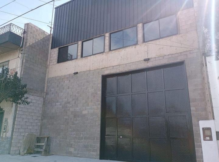 Bodega-Galpón · 110m²