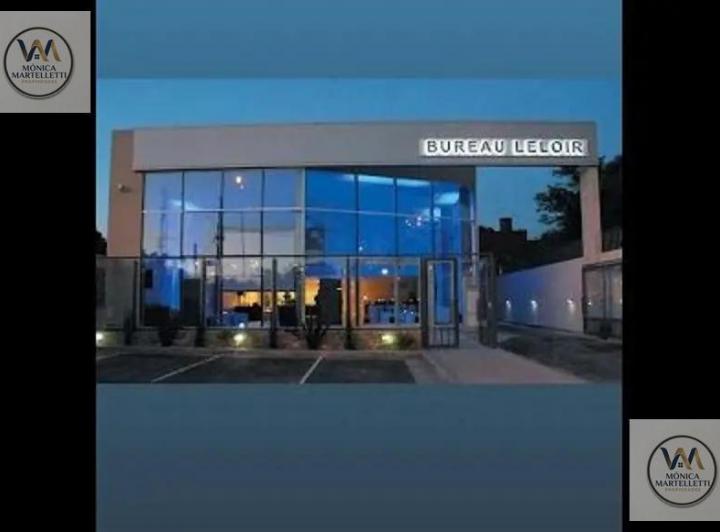 Oficina comercial · 90m² · 4 Ambientes · 2 Cocheras