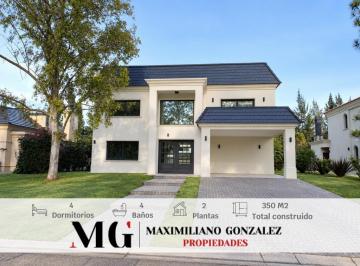 Casa · 350m² · 5 Ambientes · 3 Cocheras · Casa en Alquiler - Saint Thomas Este - Oeste