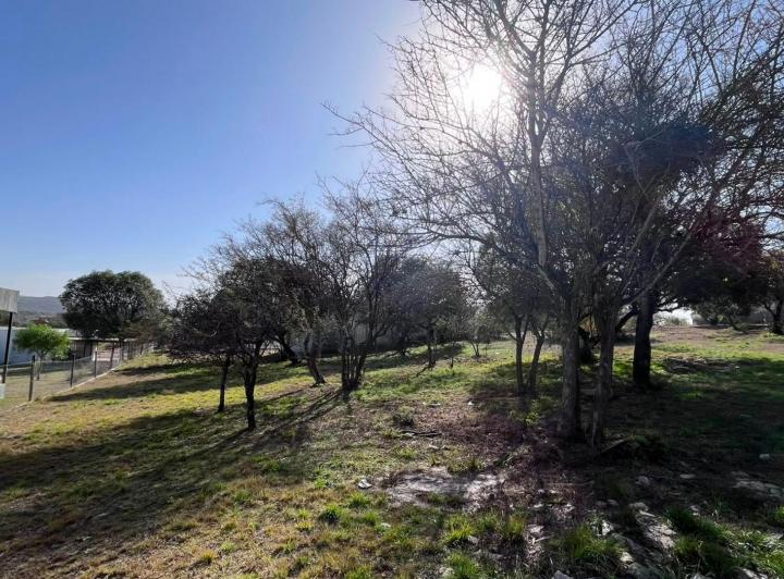 Terreno · 956m²