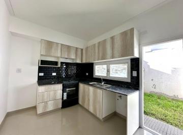 Casa de 3 ambientes, Vicente López · 3 Amb. a Estrenar: Suite, Jardín, Cochera y Playroom