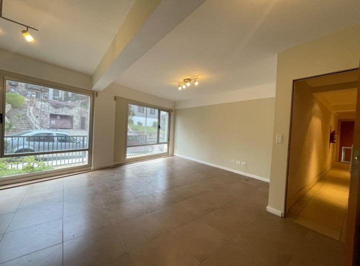 Departamento · 68m² · 3 Ambientes · 1 Cochera