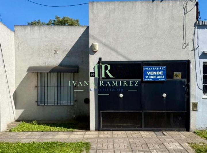Casa · 55m² · 3 Ambientes · 1 Cochera