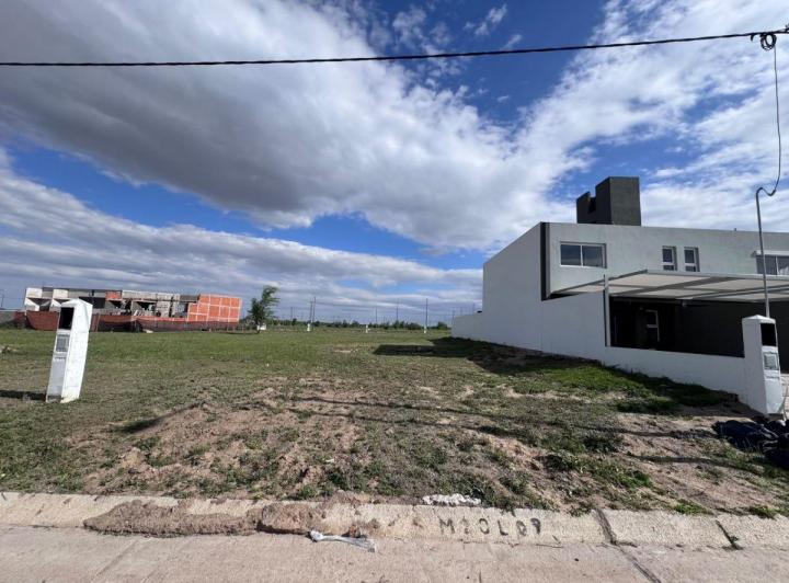Terreno · 360m²