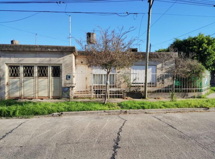 Casa · 340m² · 4 Ambientes