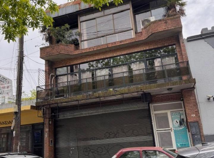 Local comercial · 466m² · 3 Ambientes