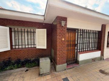 Casa de 1 ambiente, Ciudad de Mendoza · Casa de 131 m² con 3 Dorm. en Venta en Sexta Sección