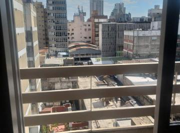 Departamento de 2 ambientes, Rosario · Amplio 2 Dorm. con Balcón Norte y Patio Común | Cerca del Río y Parque España