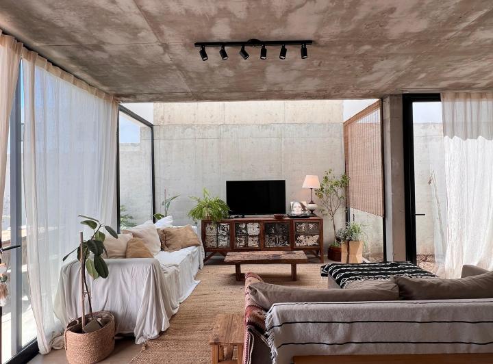 Casa · 181m² · 6 Ambientes · 2 Cocheras