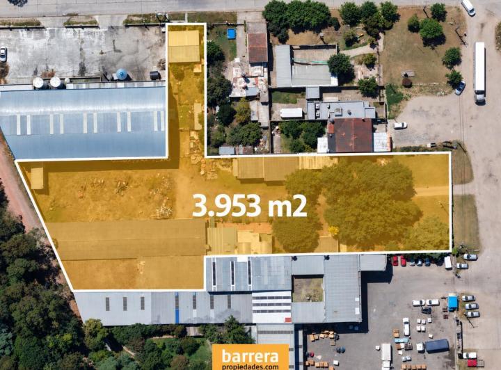 Terreno · 3953m²