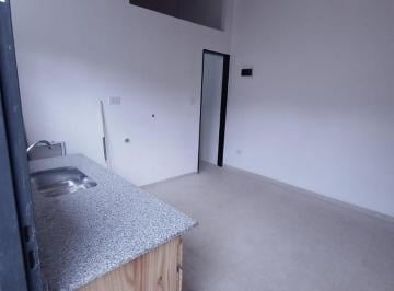 Casa · 40m² · 2 Ambientes · Jardin - PH Al Fondo - 1 Dormitorio - Apto Mascota.