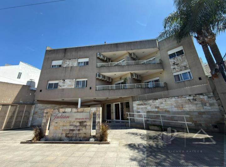 Departamento · 77m² · 2 Ambientes · 1 Cochera